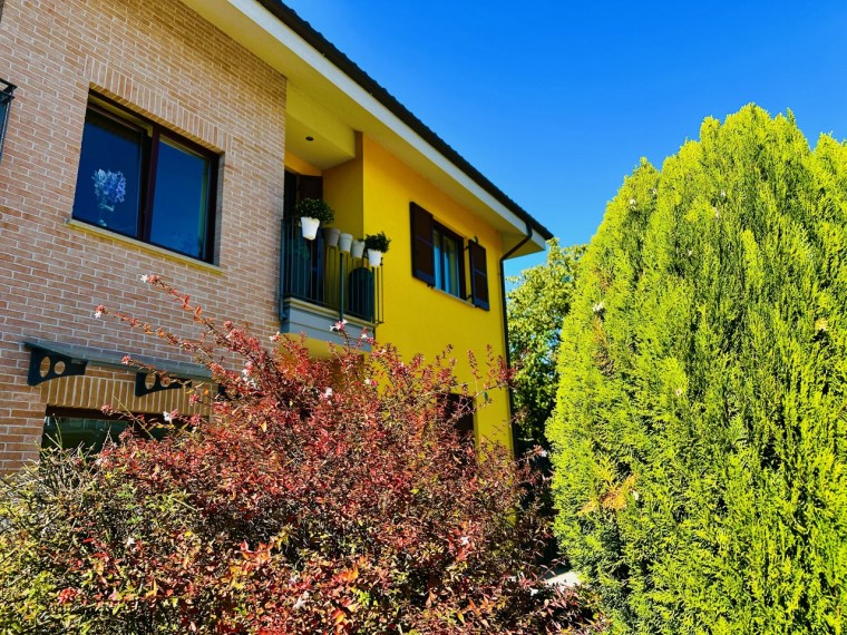 Pinerolo---Appartamento-di-recente-costruzione-con-mansarda-e-terrazzo
