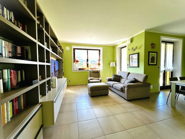 Pinerolo---Appartamento-di-recente-costruzione-con-mansarda-e-terrazzo