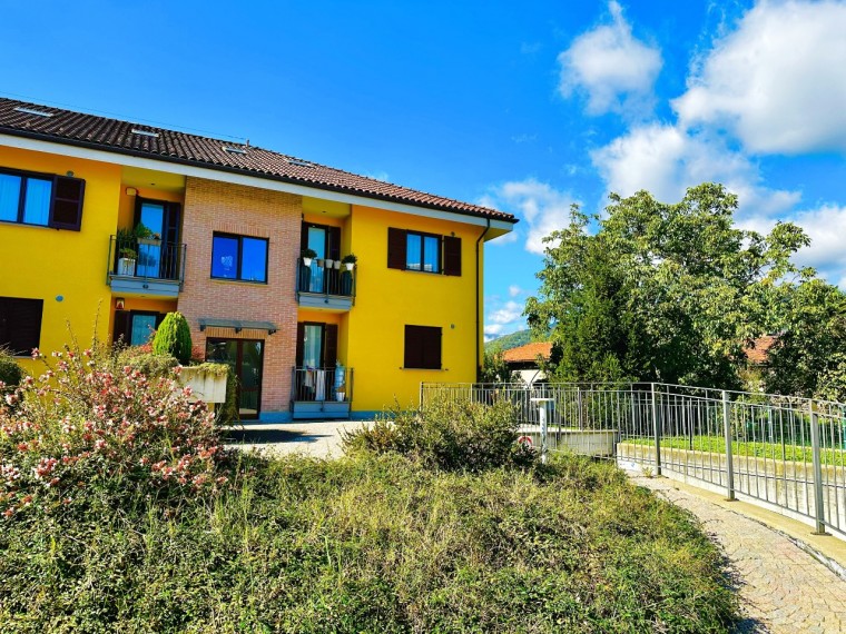 Pinerolo---Appartamento-di-recente-costruzione-con-mansarda-e-terrazzo