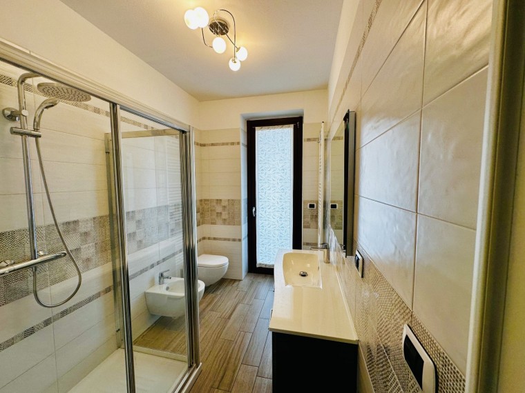 Pinerolo---Appartamento-di-recente-costruzione-con-mansarda-e-terrazzo