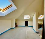 Pinerolo---Appartamento-di-recente-costruzione-con-mansarda-e-terrazzo