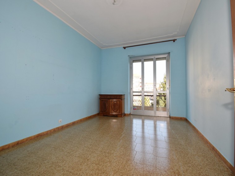 Pinerolo---Appartamento-trilocale-con-box-auto-