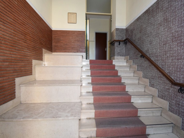 Pinerolo---Appartamento-trilocale-con-box-auto-