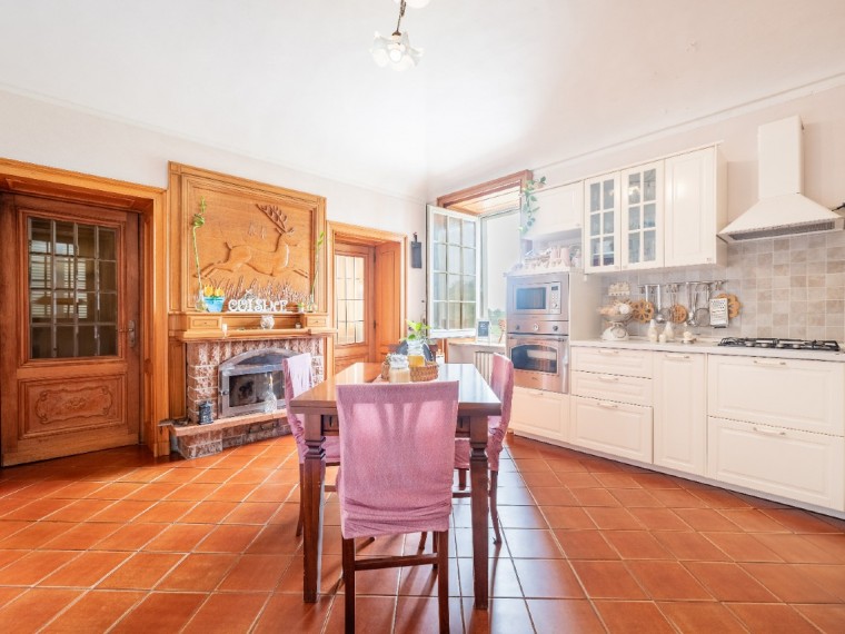 Pinerolo---Appartamento-in-Villa-al-piano-primo-con-giardino-privato.