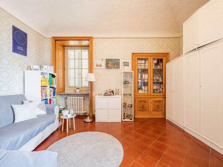 Pinerolo---Appartamento-in-Villa-al-piano-primo-con-giardino-privato.