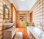 Pinerolo---Appartamento-in-Villa-al-piano-primo-con-giardino-privato.