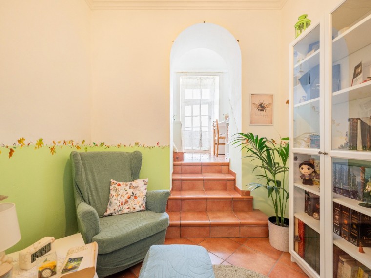 Pinerolo---Appartamento-in-Villa-al-piano-terra-con-giardino-privato.