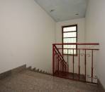 Vigone---Periferia---Casa-indipendente-sui-4-lati-con-giardino-privato-e-tettoia.
