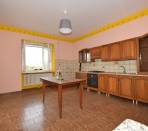 Vigone---Periferia---Casa-indipendente-sui-4-lati-con-giardino-privato-e-tettoia.