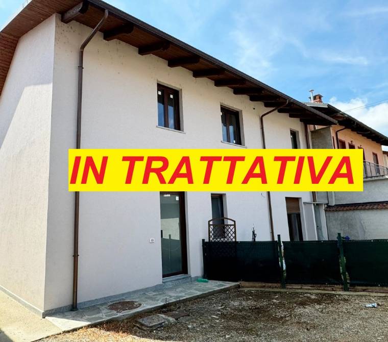Piscina - Appartamento di nuova costruzione box compreso