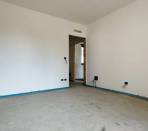 Piscina---Appartamento-di-nuova-costruzione-box-compreso