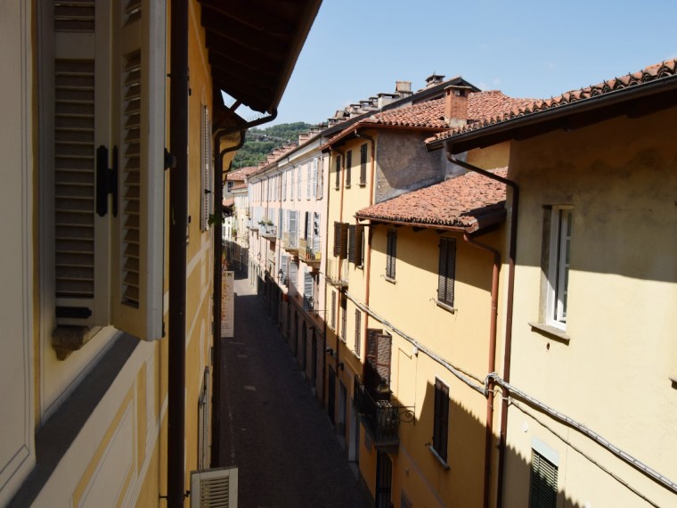 Pinerolo---Monolocale-arredato-con-riscaldamento-autonomo.