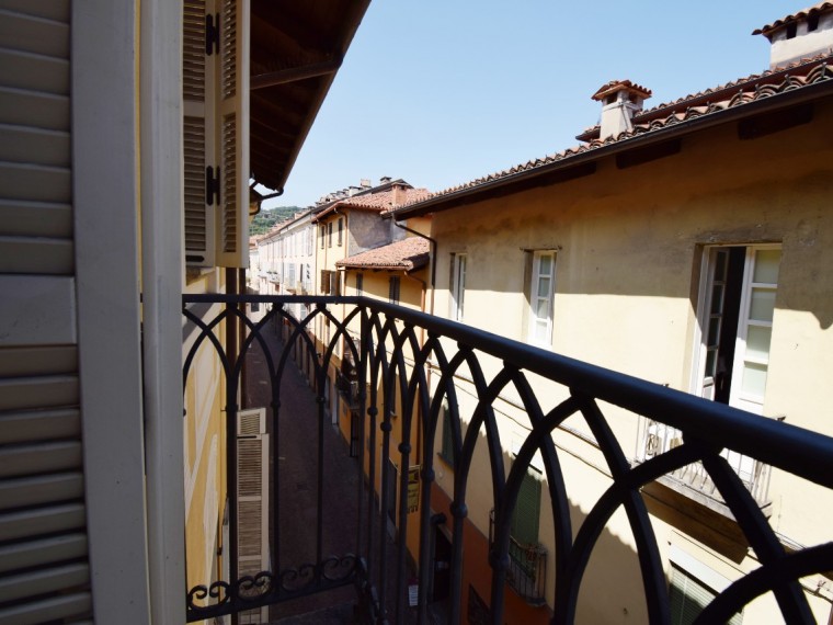 Pinerolo---Monolocale-arredato-con-riscaldamento-autonomo.