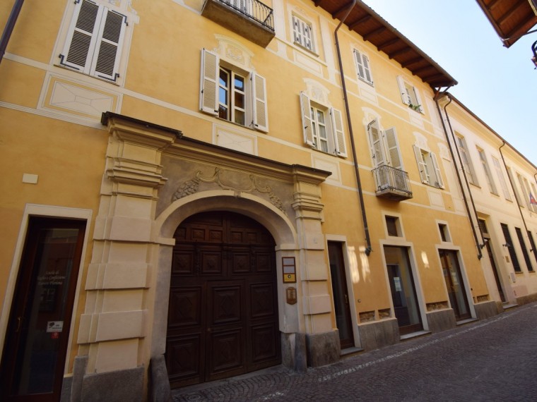 Pinerolo---Monolocale-arredato-con-riscaldamento-autonomo.