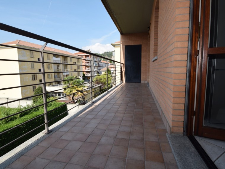 Pinerolo---Appartamento-di-recente-costruzione-con-box-auto.