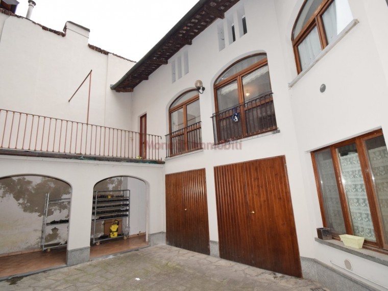 Vigone-in-zona-centralissima,-appartamento-bilivello-con-riscaldamento-autonomo