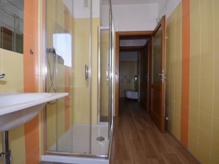 Buriasco---Bilocale-in-palazzina-riqualificata-e-restaurata-con-box-auto