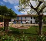 Pinerolo-Periferia-Cascinale-da-ristrutturare-con-cortile-e-ampio-giardino