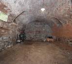 Pinerolo-Periferia-Cascinale-da-ristrutturare-con-cortile-e-ampio-giardino