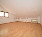 Roletto---Casa-indipendente-di-200-mq-con-giardino
