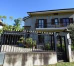Roletto---Casa-indipendente-di-200-mq-con-giardino