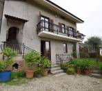 Roletto---Casa-indipendente-di-200-mq-con-giardino