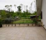 Roletto---Casa-indipendente-di-200-mq-con-giardino