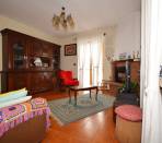 Roletto---Casa-indipendente-di-200-mq-con-giardino