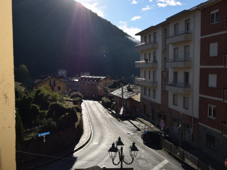 San-Germano-Chisone---In-piccolo-condominio-alloggio-ristrutturato---possibilità-box.