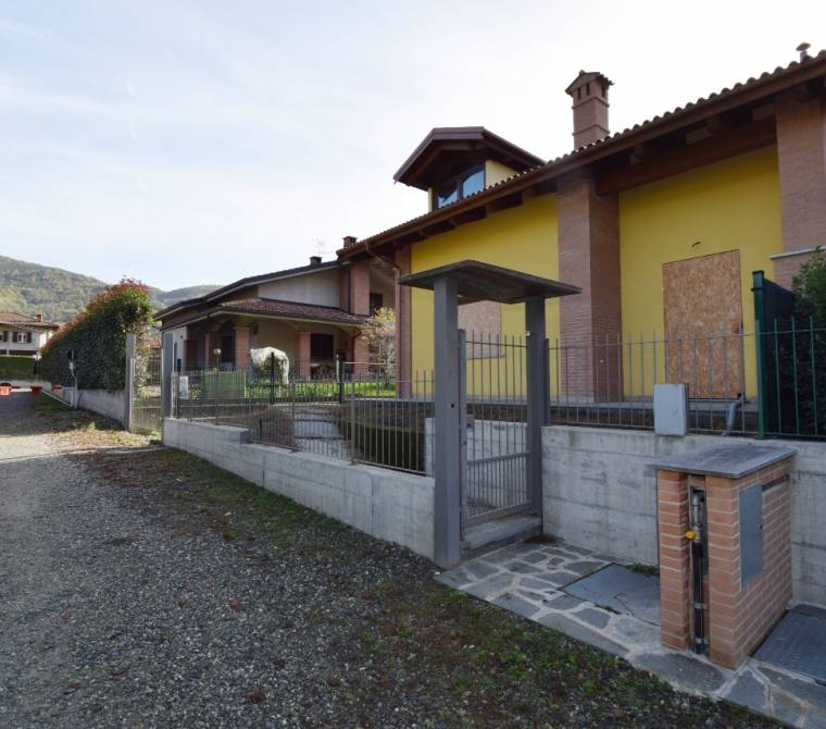 Villar Perosa - Villa NUOVA con giardino e terrazzo