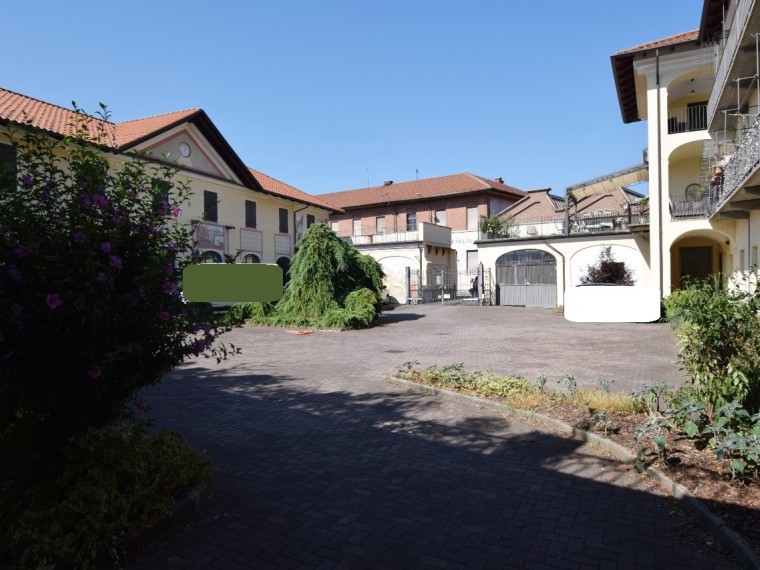 Pinerolo---Bilocale-arredato-con-posto-auto-e-riscaldamento-autonomo.