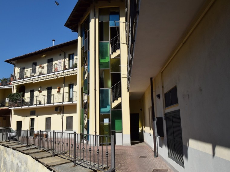 Pinerolo---Bilocale-arredato-con-posto-auto-e-riscaldamento-autonomo.
