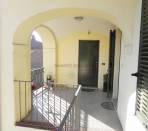 Pinerolo-in-zona-centrale-appartamento-con-terrazzino