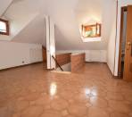 Bricherasio---Fraz.-Cappella-Merli---Villa-di-ampia-metratura-con-giardino.