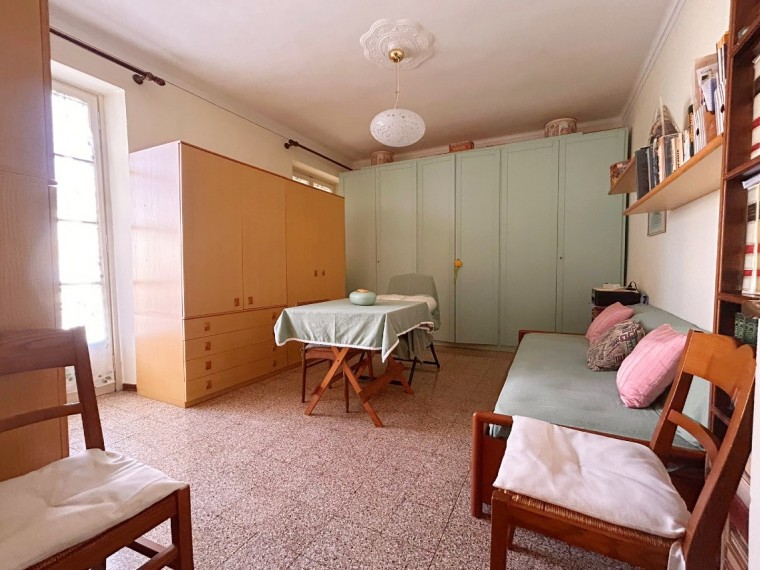 Pinerolo---Appartamento-quadrilocale-con-riscaldamento-autonomo.