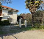 Scalenghe---Fraz.-Murisenghi---Casa-bifamiliare-con-ampio-giardino-e-vari-locali