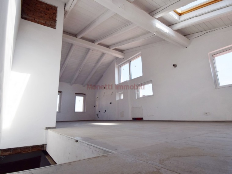 Pinerolo-rara-opportunità-di-casa-nella-zona-del-centro-storico