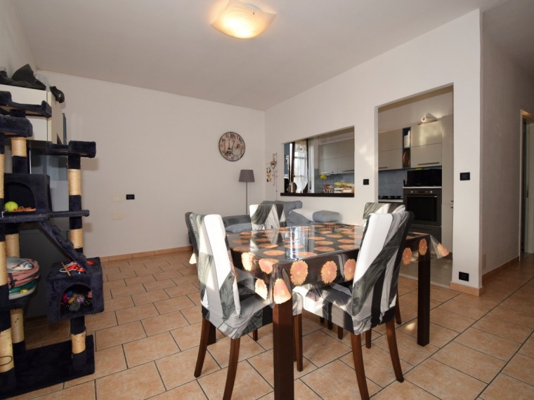 Buriasco---Alloggio-con-terrazzo-e-box-auto