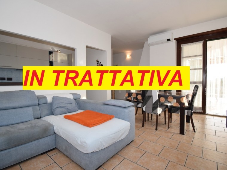 Buriasco---Alloggio-con-terrazzo-e-box-auto