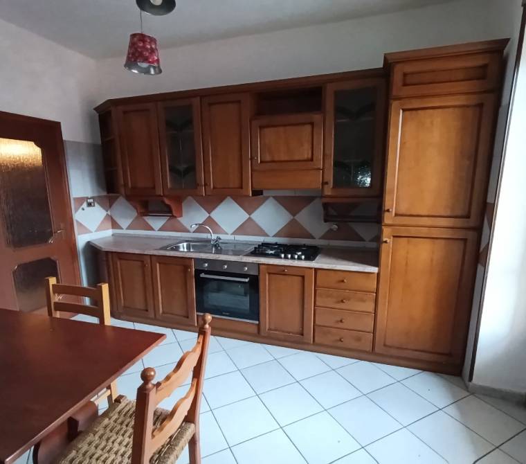 Pinerolo - Trilocale ristrutturato e completamente arredato.